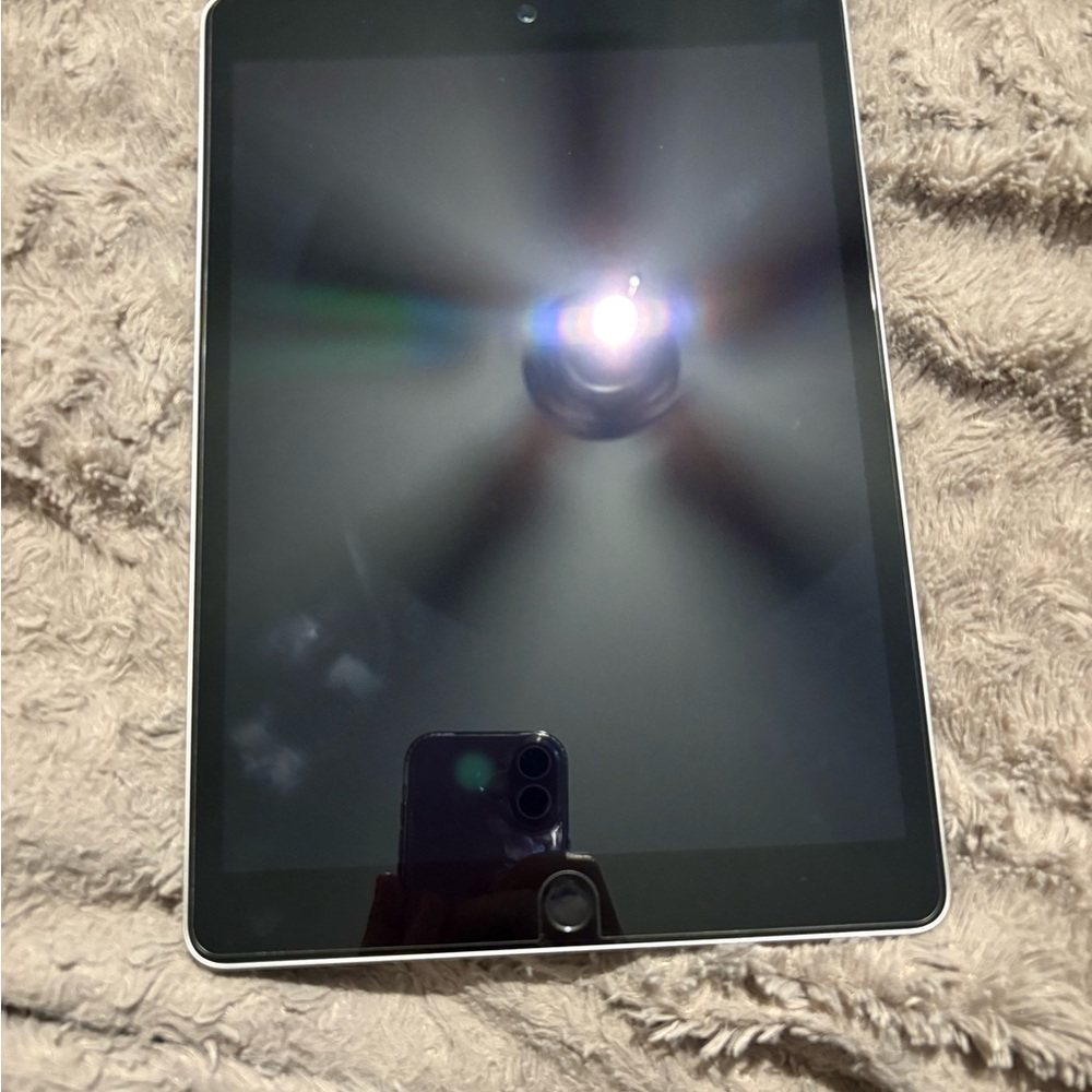 Apple iPad with Black and Silver Finish 9th gen-64gb